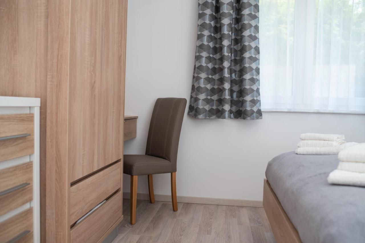 Twins Apartman Heviz Exterior photo