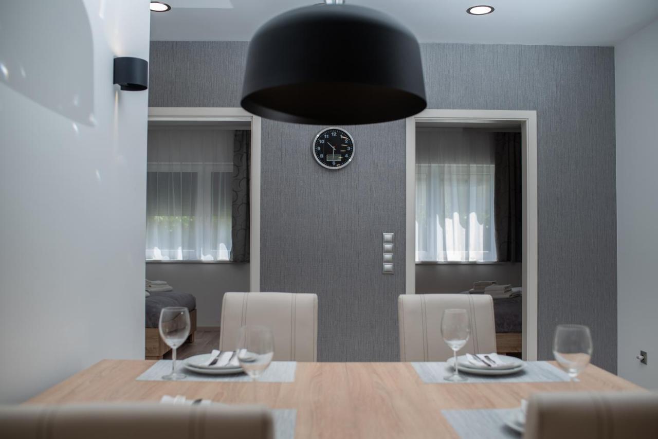 Twins Apartman Heviz Exterior photo