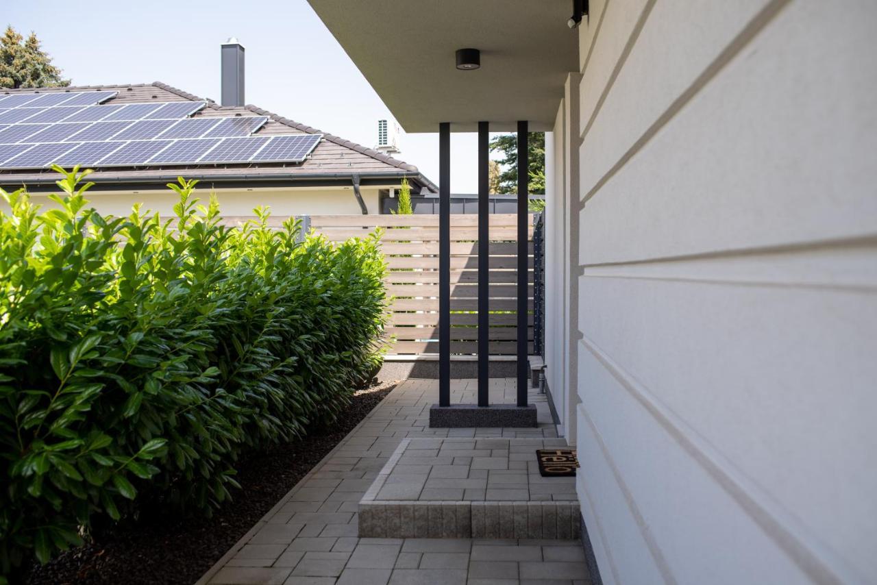 Twins Apartman Heviz Exterior photo